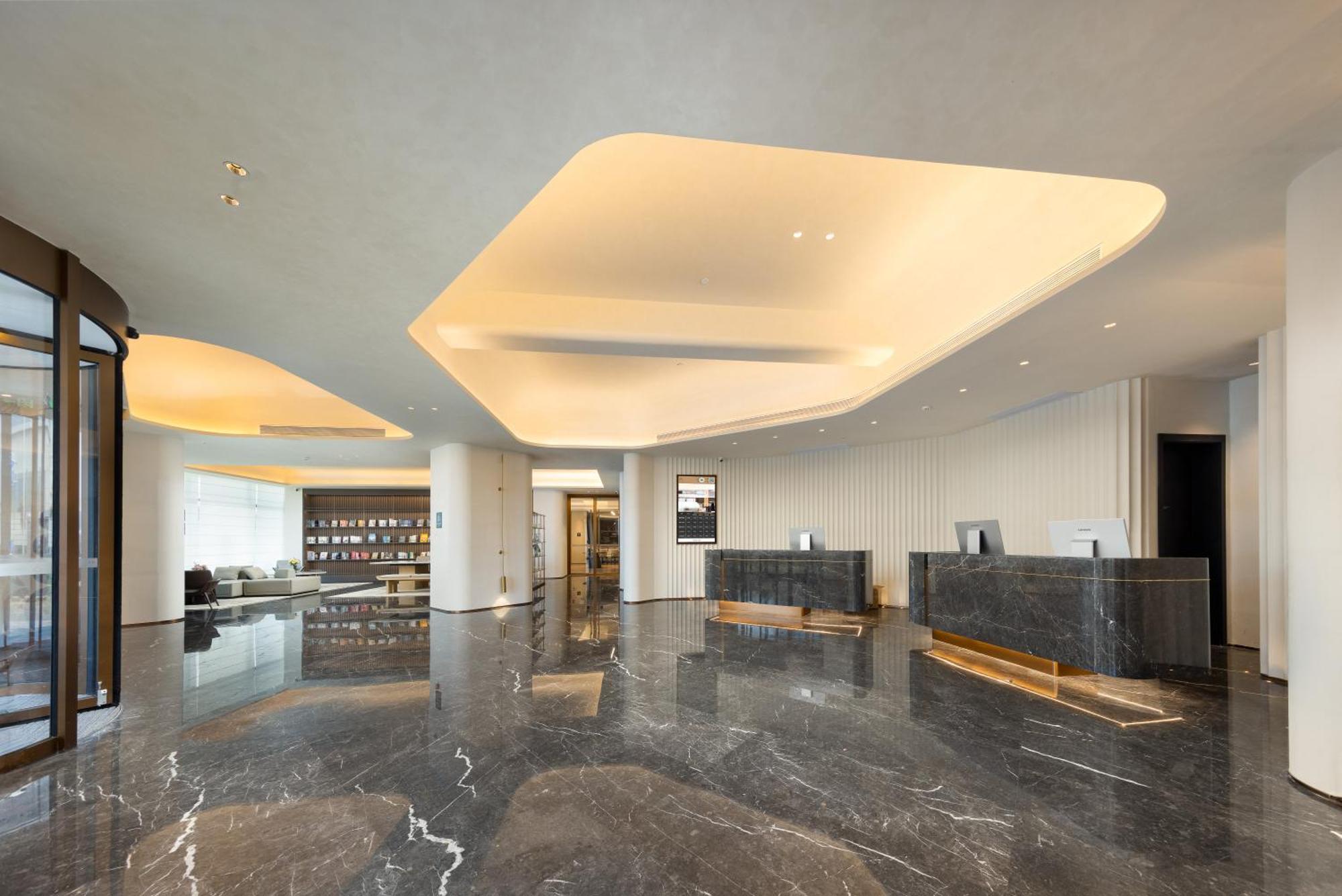 Atour Hotel Haikou International Duty Free City Экстерьер фото